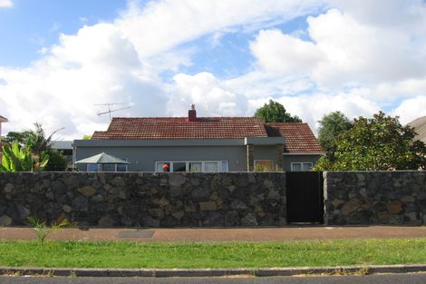 Photo of property in 24 Towai Street, Saint Heliers, Auckland, 1071