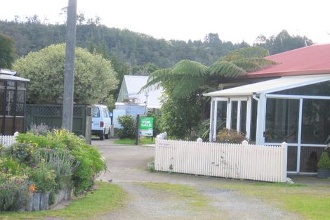 Photo of property in 239b Port Road, Whangamata, 3620