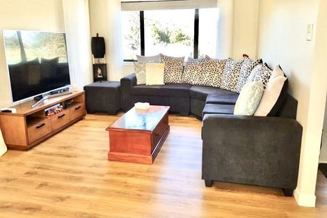 Photo of property in 1/78 Sunnynook Road, Sunnynook, Auckland, 0620