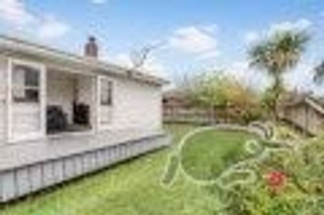 Photo of property in 17 Cameron Street, Papakura, 2110
