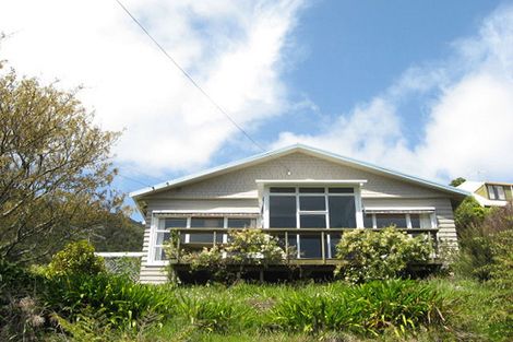 Photo of property in 3b Milton Terrace, Picton, 7220