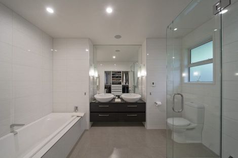 Photo of property in 5/31 Links Drive, Waiwhakaiho, New Plymouth, 4312