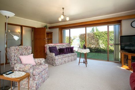 Photo of property in 80 Thornton Road, Cambridge, 3434