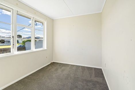 Photo of property in 9 Taraire Crescent, Otangarei, Whangarei, 0112