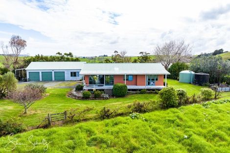 Photo of property in 7 Te Opi Road East, Whakapirau, Maungaturoto, 0583