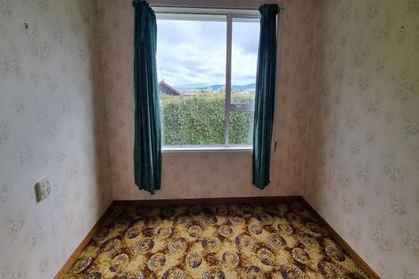 Photo of property in 22 Murchie Street, Thornbury, Riverton, 9883