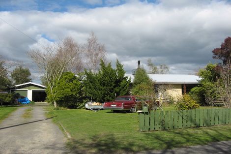 Photo of property in 24 Shanly Street, Waipawa, 4210
