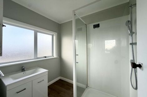 Photo of property in 22 Cook Street, Marfell, New Plymouth, 4310
