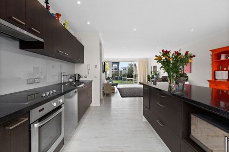 Photo of property in The Terraces, 37/9 Humber Street, Pandora, Napier, 4110