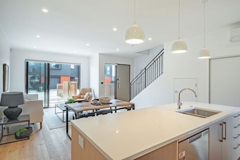 Photo of property in 3 Te One Place, Redwood, Christchurch, 8051