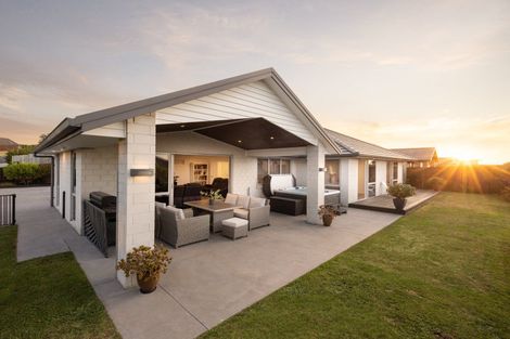 Photo of property in 21 Brywood Rise, Flagstaff, Hamilton, 3210