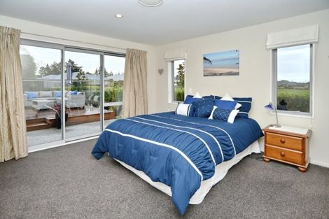 Photo of property in 14 Kempton Place, Rangiora, 7400