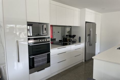 Photo of property in 7 Farnworth Terrace, Churton Park, Wellington, 6037