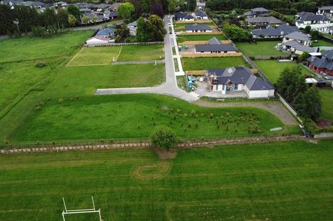 Photo of property in 2 Gulati Lane, Mairehau, 8052