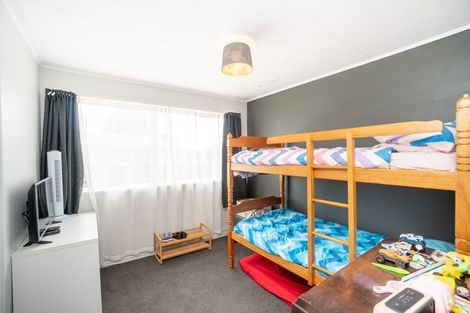 Photo of property in 19 Turakina Street, Westbrook, Palmerston North, 4412