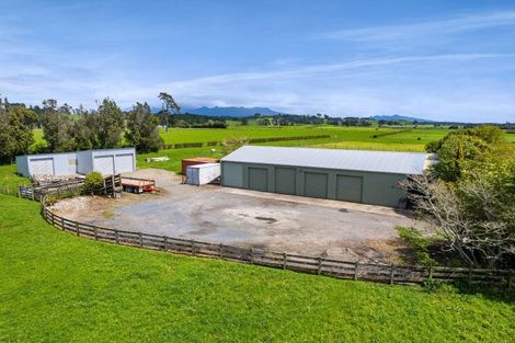 Photo of property in 550 Mountain Road, Lepperton, New Plymouth, 4373
