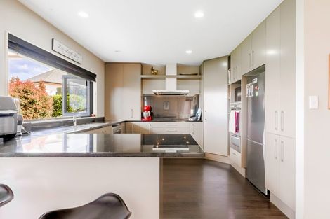 Photo of property in 76 Rototuna Road, Rototuna, Hamilton, 3210