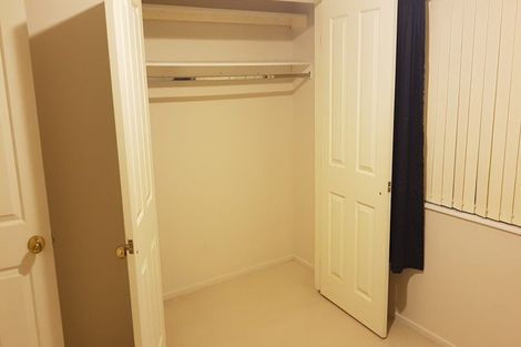 Photo of property in 8 Jeffery Reeve Crescent, Ranui, Auckland, 0612