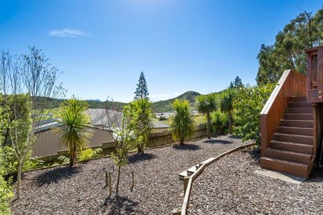 Photo of property in 11 Bell Bird Rise, Picton, 7220