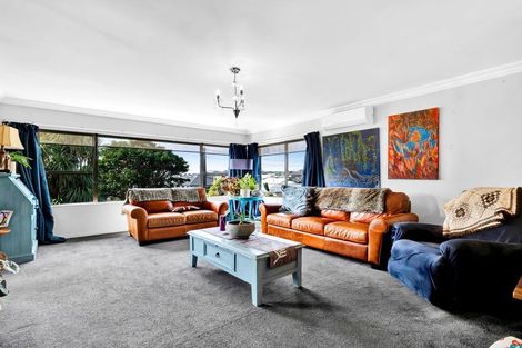 Photo of property in 8a Birdwood Avenue, Moturoa, New Plymouth, 4310