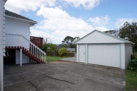 Photo of property in 494 Blockhouse Bay Road, Blockhouse Bay, Auckland, 0600