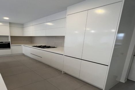 Photo of property in 16 Hikuawa Road, Flat Bush, Auckland, 2019
