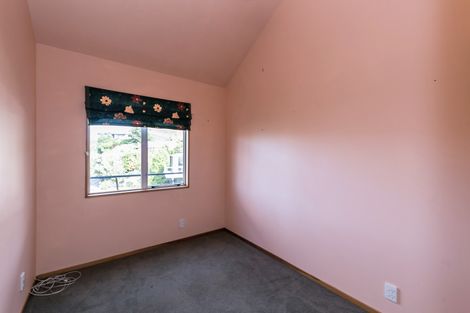 Photo of property in 54 Voelas Road, Lyttelton, 8082
