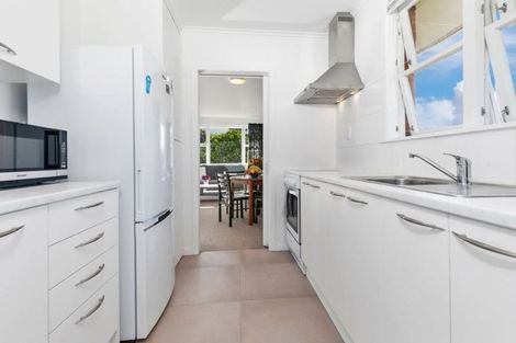 Photo of property in 1/84 Nile Road, Milford, Auckland, 0620