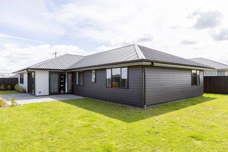Photo of property in 130 Harakeke Drive, Wharewaka, Taupo, 3330