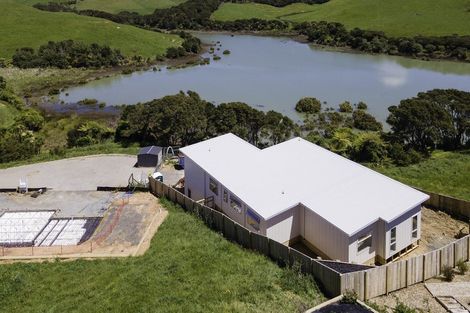 Photo of property in 98 Omahina Street, Raglan, 3225