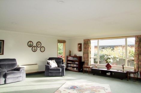 Photo of property in 11 Melville Avenue, Milton, 9220