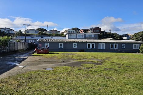 Photo of property in 60 Seafront Road, Castlecliff, Whanganui, 4501