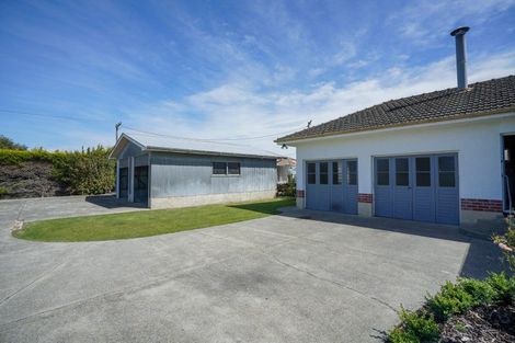 Photo of property in 1048 Lochiel-branxholme Road, Branxholme, Invercargill, 9874