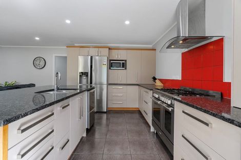 Photo of property in 24 Sauvignon Place, Pyes Pa, Tauranga, 3112