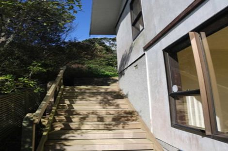 Photo of property in 7 Saint Aidans Way, Tawa, Wellington, 5028