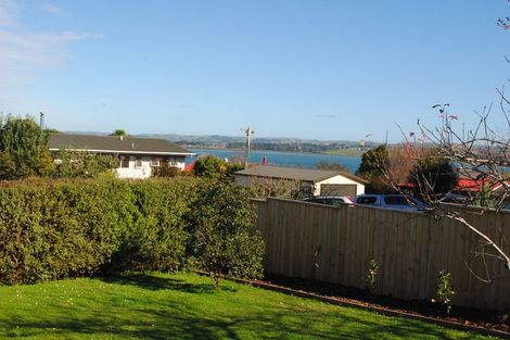 Photo of property in 70 Mclarin Road, Glenbrook, Waiuku, 2681
