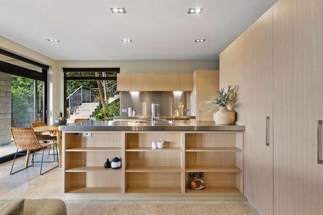 Photo of property in 30c Thackeray Street, Hamilton Lake, Hamilton, 3204