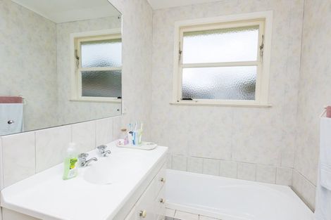 Photo of property in 12a Ebdentown Street, Ebdentown, Upper Hutt, 5018