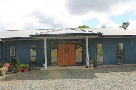 Photo of property in 61 Hurndall Street East, Maungaturoto, 0520