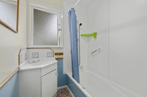 Photo of property in 48 Fraser Crescent, Elderslea, Upper Hutt, 5018