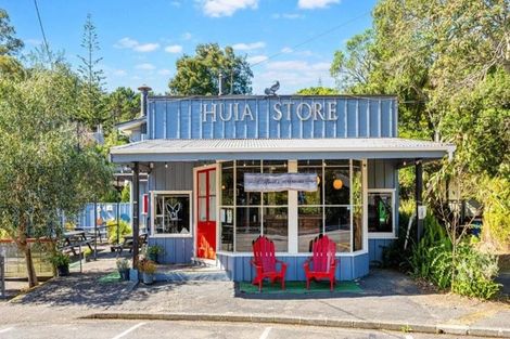 Photo of property in 53 Whatipu Road, Huia, Auckland, 0604