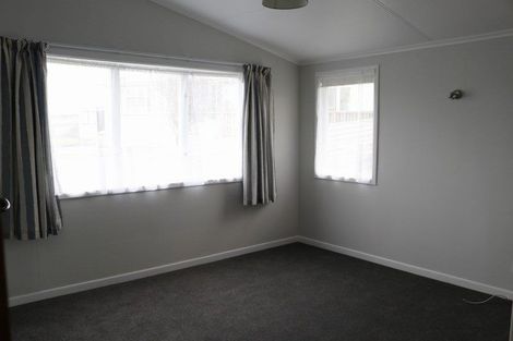Photo of property in 18 Murch Place, Tawhero, Whanganui, 4500