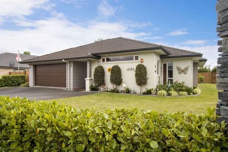 Photo of property in 2 Friis Drive, Katikati, 3178