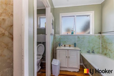 Photo of property in 41 Beaumonts Way, Manurewa, Auckland, 2102