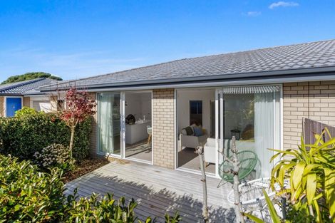 Photo of property in 28a Elizabeth Street, Orewa, 0931