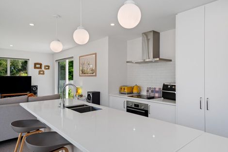 Photo of property in 7 Te Rehutai Rise, Welcome Bay, 3112