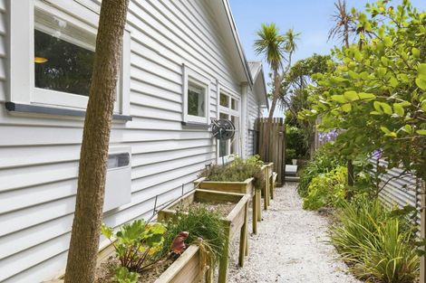 Photo of property in 5a Paneta Street, Paekakariki, 5034