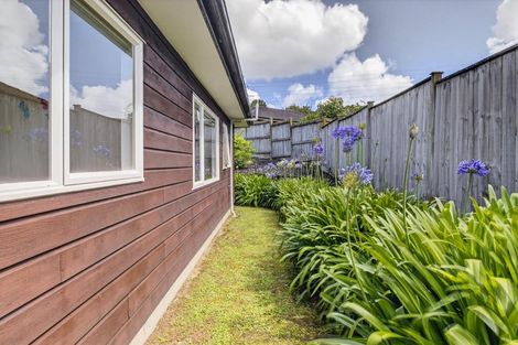 Photo of property in 20 Cartmel Avenue, Massey, Auckland, 0614