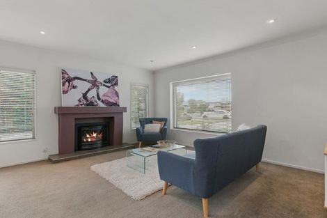 Photo of property in 23 Foresters Crescent, Parklands, Christchurch, 8083