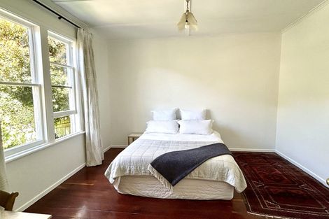 Photo of property in 56 Edinburgh Terrace, Berhampore, Wellington, 6023